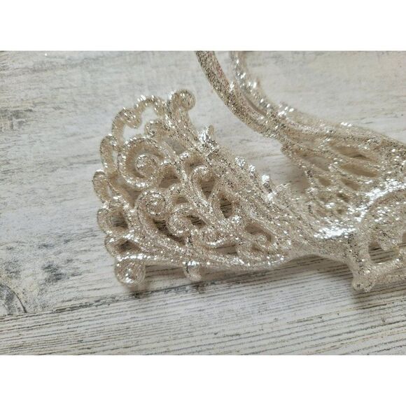 Silver cherub angel glitter horn ornament Xmas decor - Picture 2 of 6